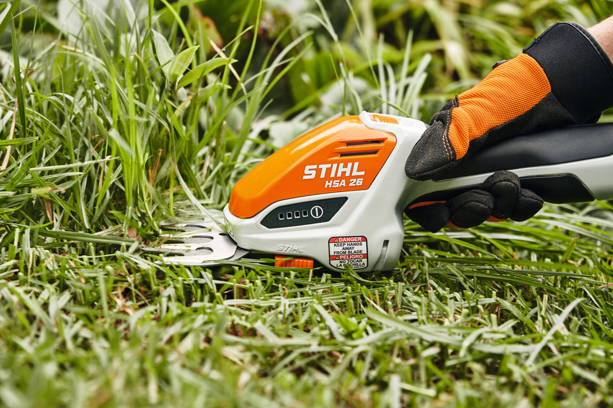 Stihl HSA 26 Battery Powered Hedge Shear | Set includes AS 2 Battery & AL 1 Charger