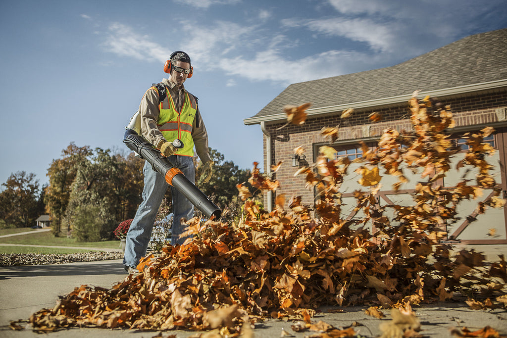 Stihl BR 700 Gas Backpack Blower