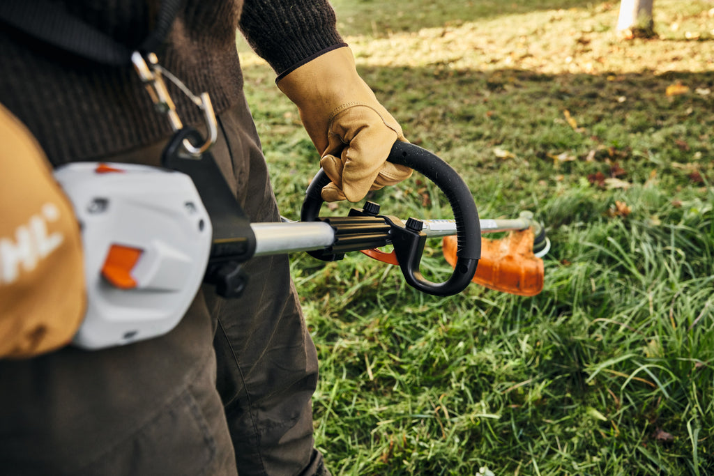 Stihl FSA 120 R Battery Powered Trimmer Set | Includes AP 200 S Battery & AL 301 Charger