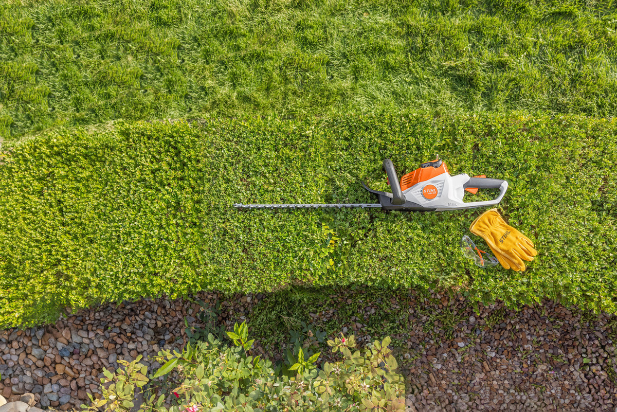 Stihl HSA 50 Battery Powered Hedge Trimmer | Includes AK 10 Battery & AL 101 Charger