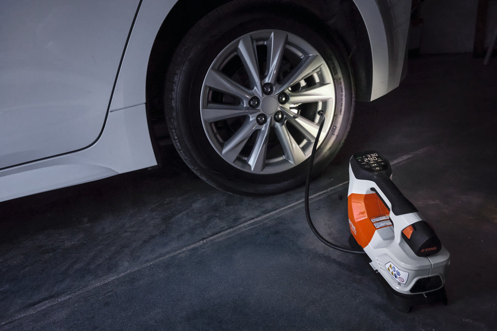 Stihl KOA 20 Battery Powered Inflator | Includes AS 2 battery & AL 1 Charger