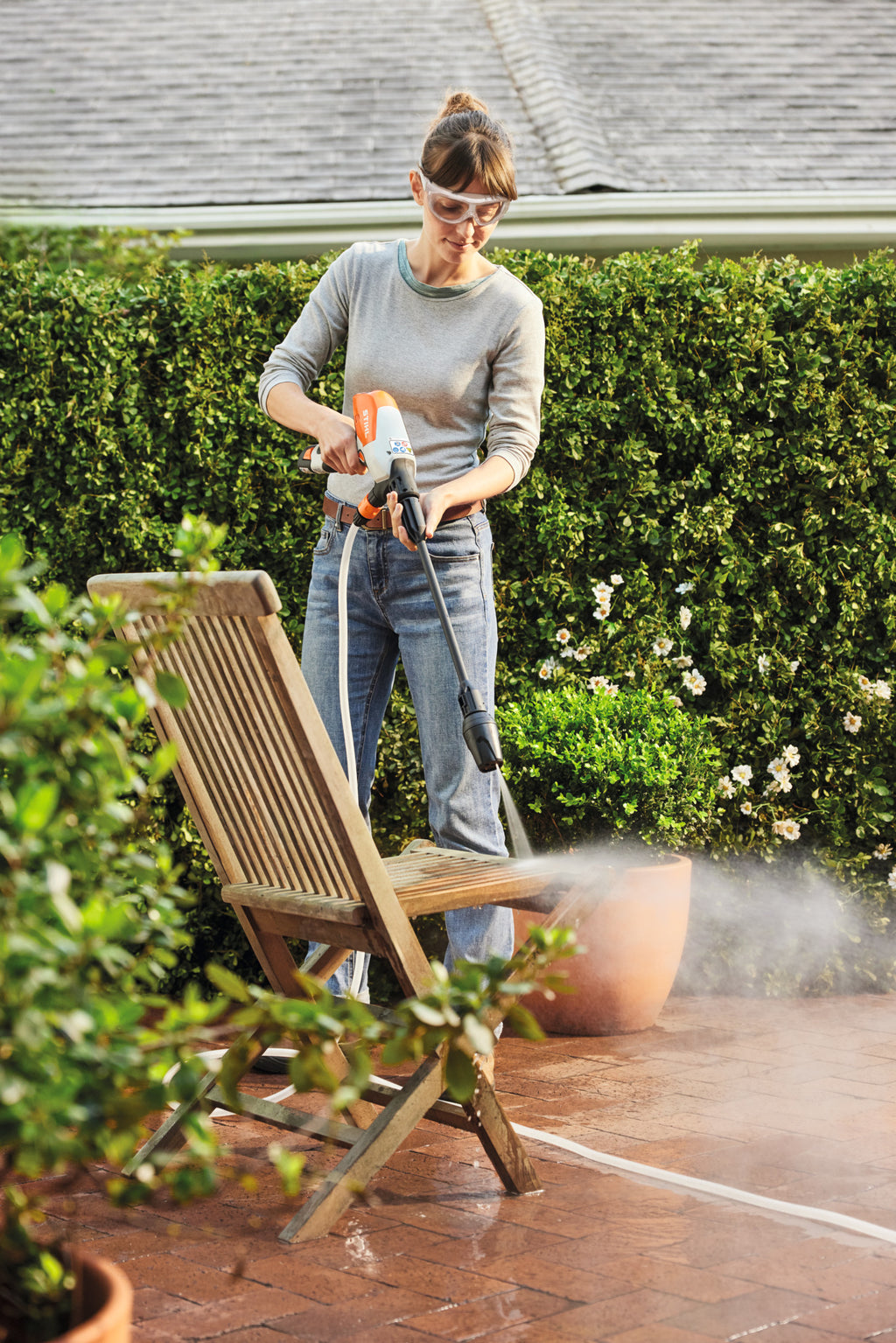 Stihl RCA 20 Battery Powered Handheld Cleaner | Set includes (2) AS 2 & AL 1 Charger