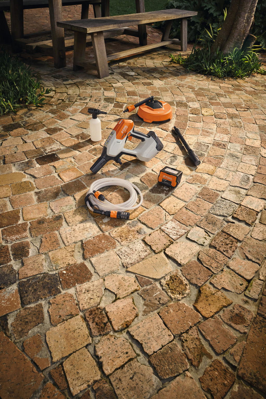 Stihl RCA 50 Battery Powered Pressure Washer