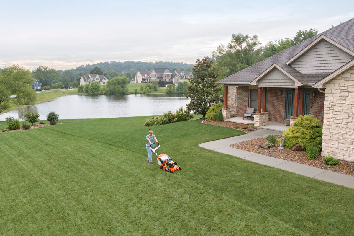 Stihl RM 453 T Gas Lawn Mower
