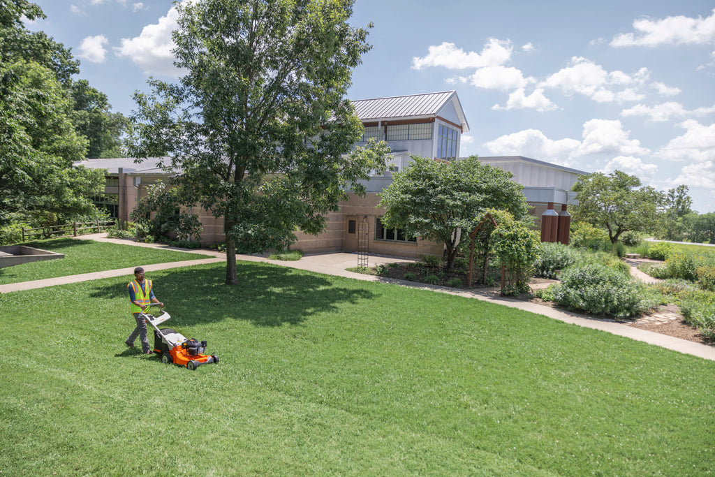 Stihl RM 756 YC Gas Lawn Mower