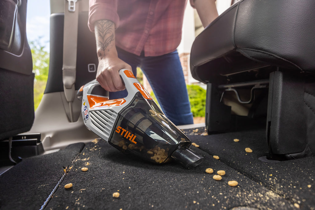 Stihl SEA 20 Battery Powered Hand Vacuum Set | Includes AS 2 battery & AL 1 charger
